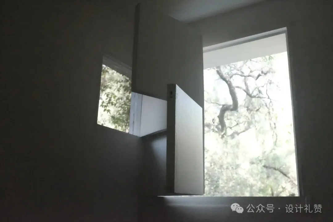 http://public.shejidedao.com/5361ab6164af42b39a253c65845c5474.png