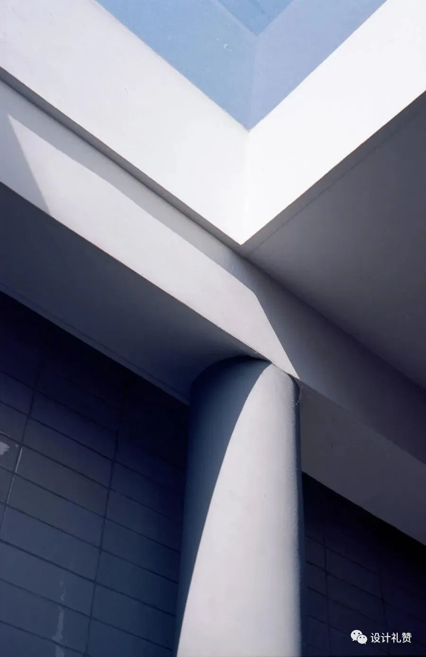 http://public.shejidedao.com/67b8794ee31f443db7801aa6cc0468ef.png