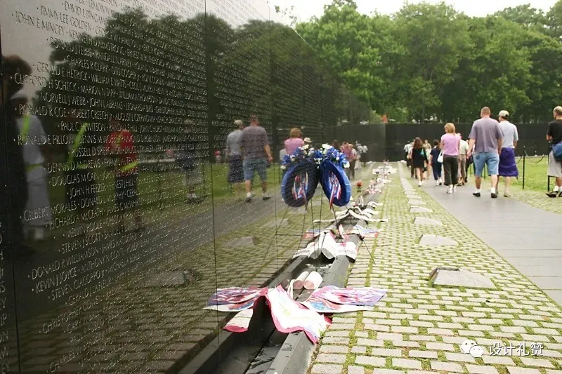 http://public.shejidedao.com/8b86c2fde83347ddba6894bf61ce5e43.png