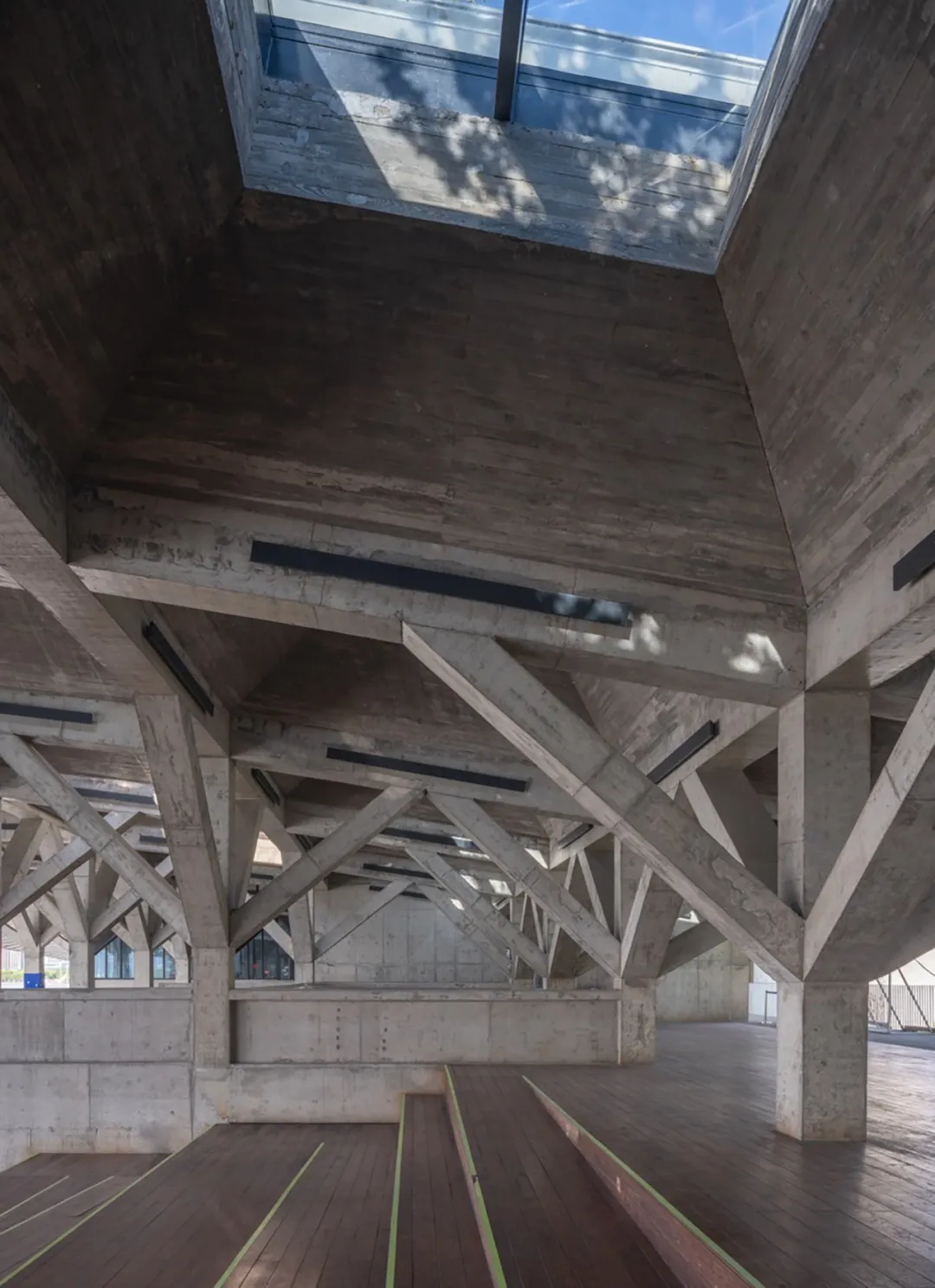 上海临港滴水湖一号码头竟用地景化设计变出滨水活力场 - 图片 6