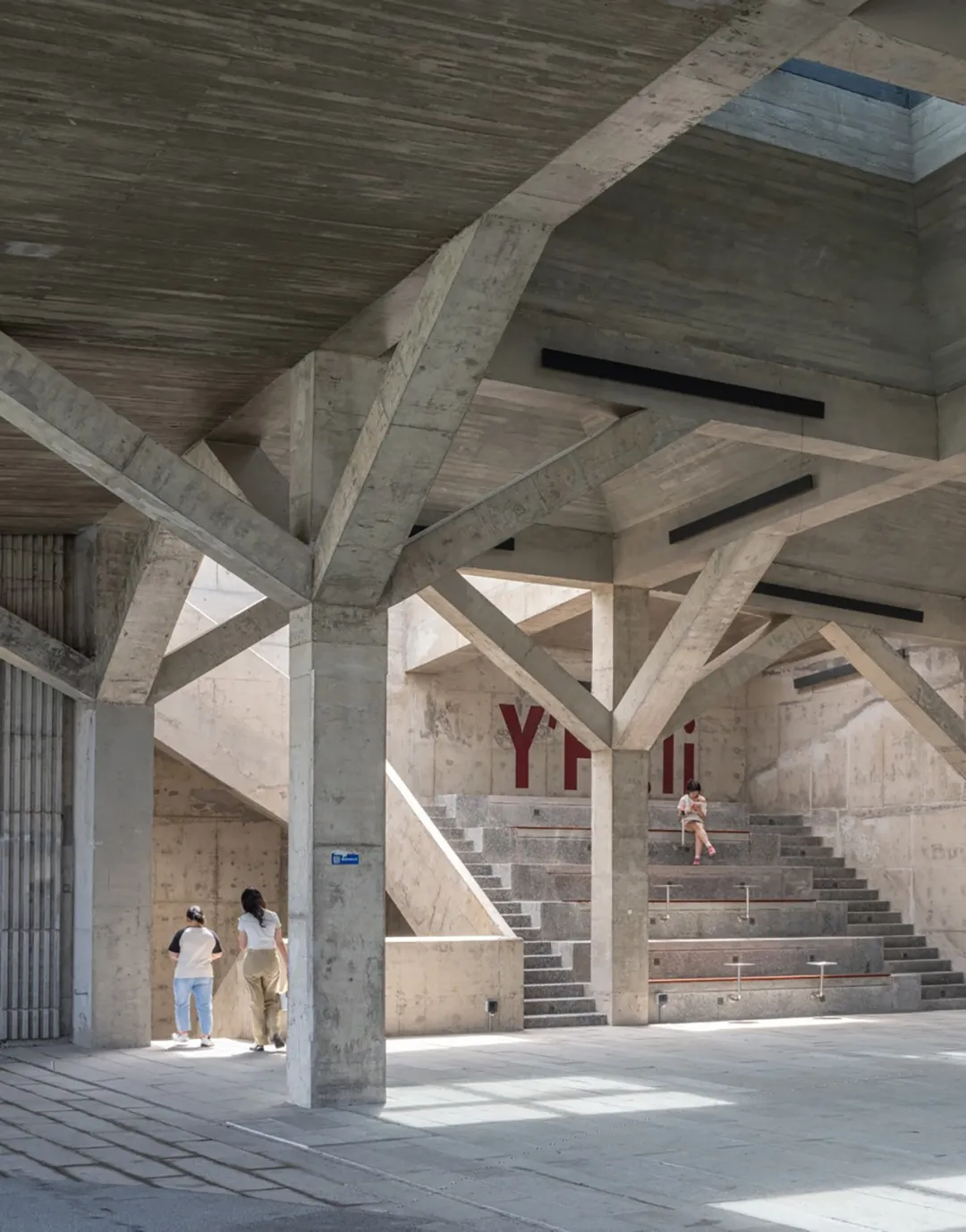 上海临港滴水湖一号码头竟用地景化设计变出滨水活力场 - 图片 8