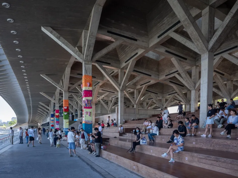 上海临港滴水湖一号码头竟用地景化设计变出滨水活力场 - 图片 33