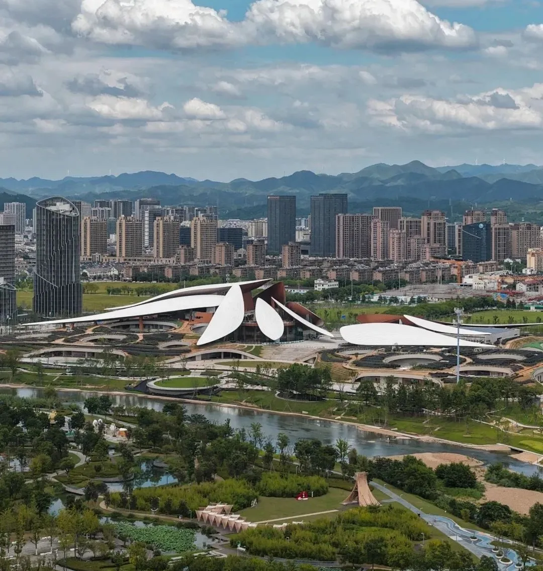 马岩松安吉大剧院：设计师必看的自然文化功能空间参考 - 图片 5