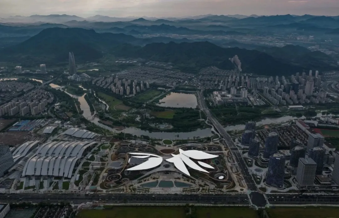 马岩松安吉大剧院：设计师必看的自然文化功能空间参考 - 图片 6