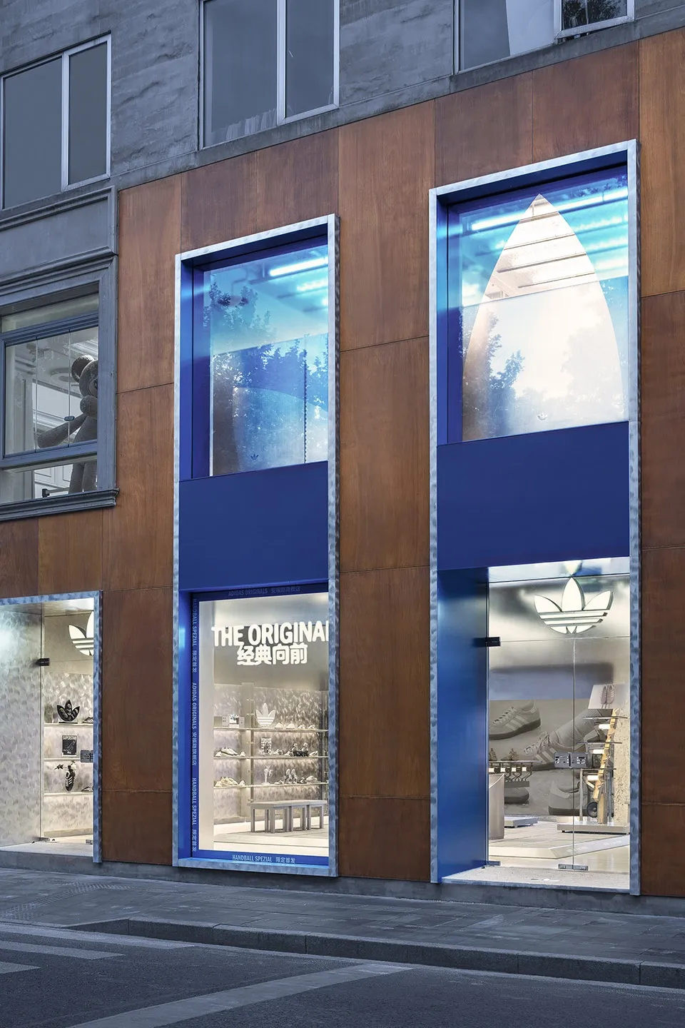 上海老影院竟变adidas三叶草旗舰店？旧建筑玩新潮流 - 图片 6