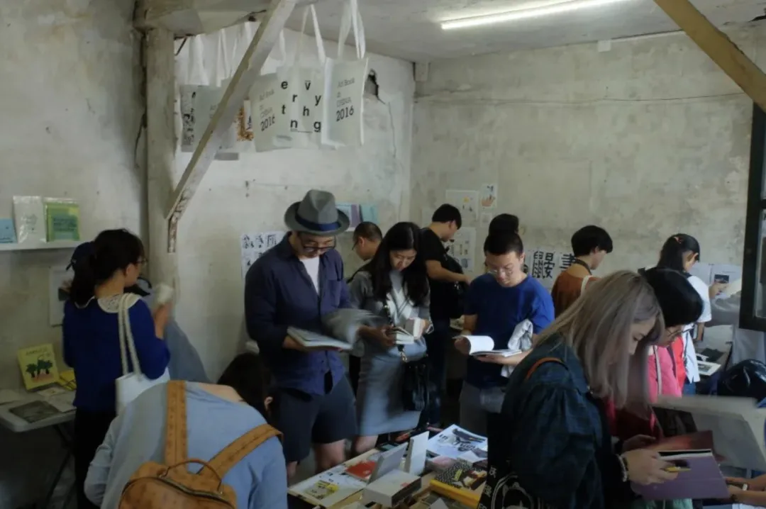 从折叠桌到策展网，abC十年书展教室内设计啥？ - 图片 7