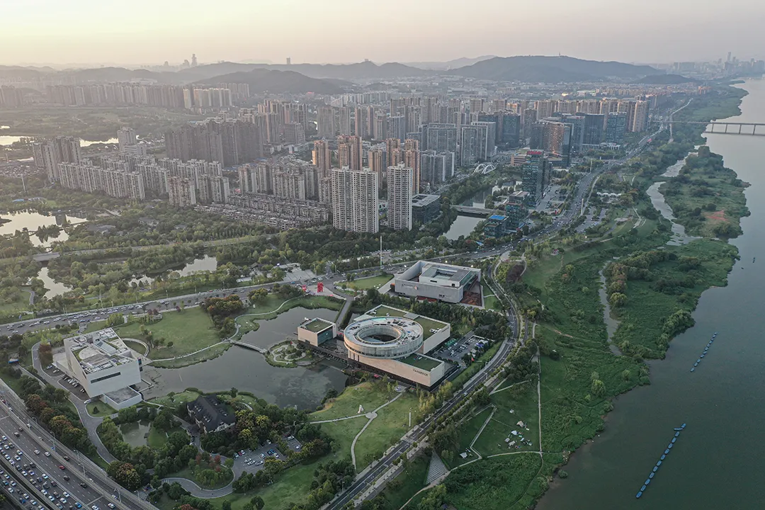 长沙湘江新区城市馆更新设计：旧馆变自然城市复合空间 - 图片 7