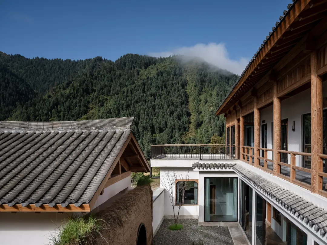 藏地废弃老油坊重建“洗心院”静修所设计案例 - 图片 7