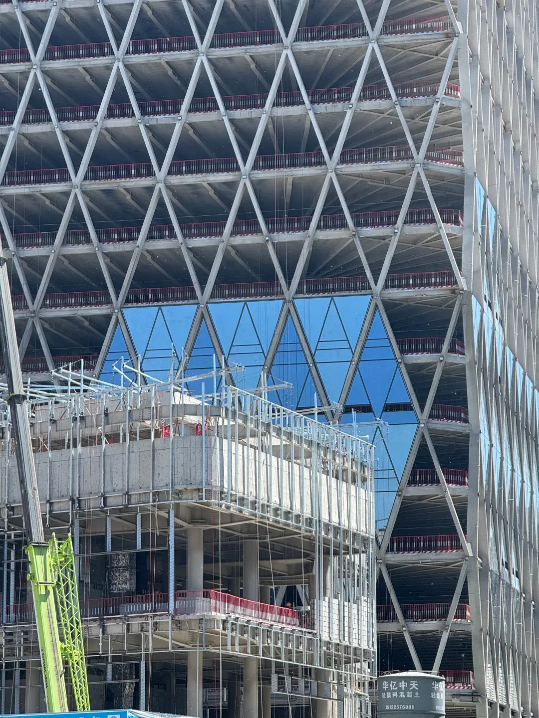 86万㎡北京太古坊封顶！2026最炸滨水综合体，又一地标项目即将落地！ - 图片 6