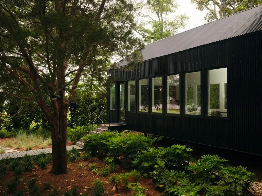 美国“家禽河小屋”X形山墙等设计成小住宅参考 - 图片 5