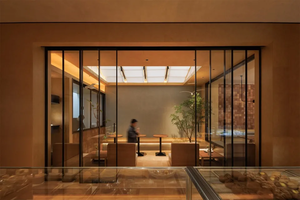 河南西峡老城区烘焙店改造：用自然让老建筑“会呼吸” - 图片 5
