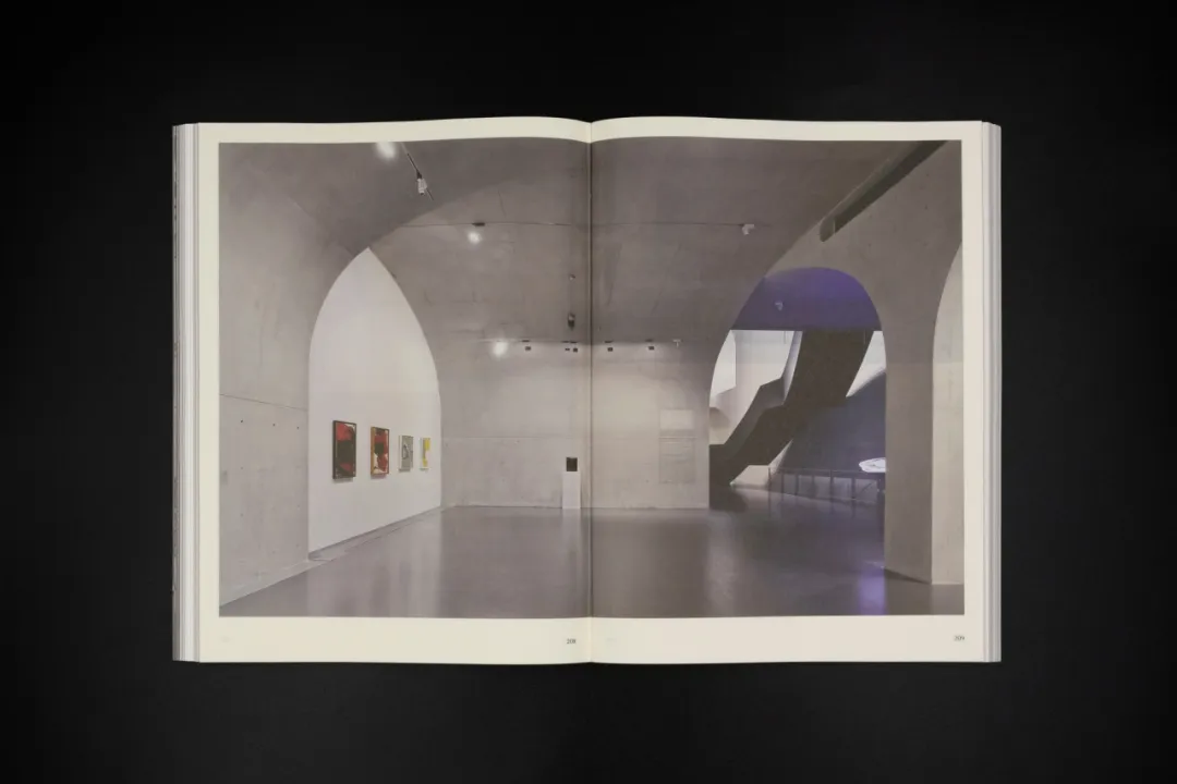 《龙美术馆西岸馆》书籍揭秘工业遗产改造设计密码 - 图片 5