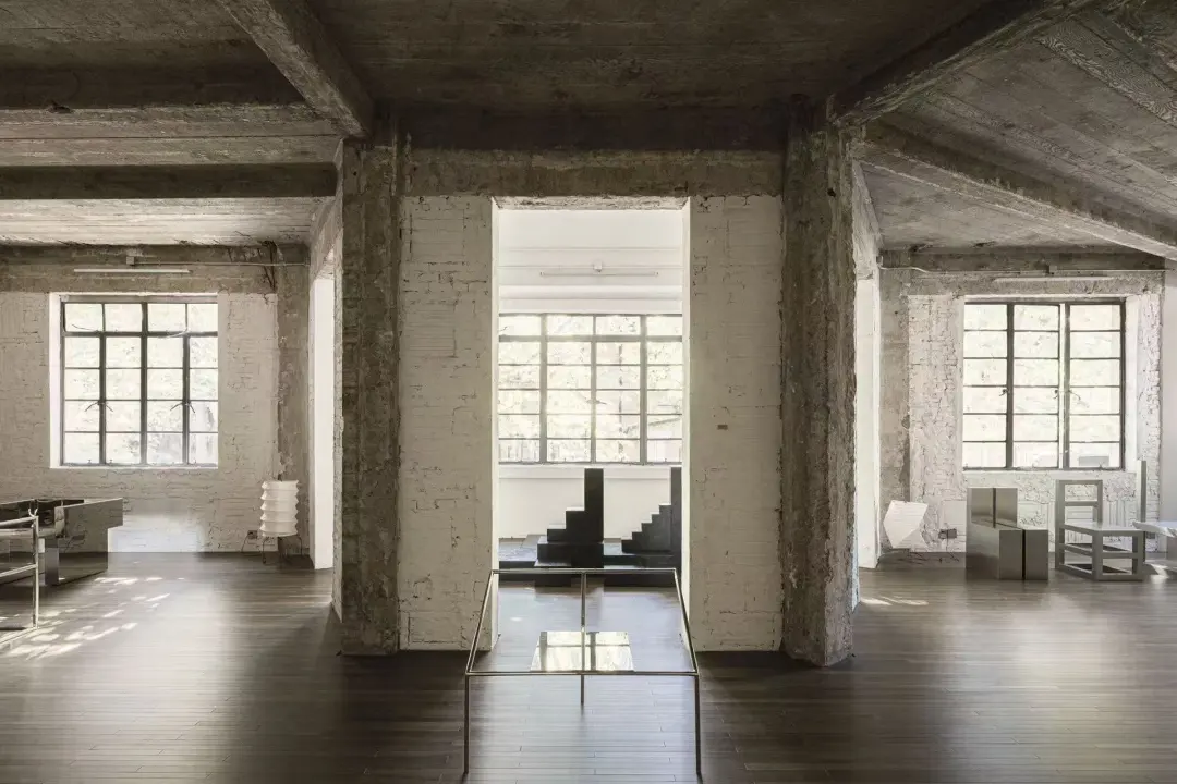 设计师刘畅上海办“可坐的雕塑”艺术家具个展引关注 - 图片 6