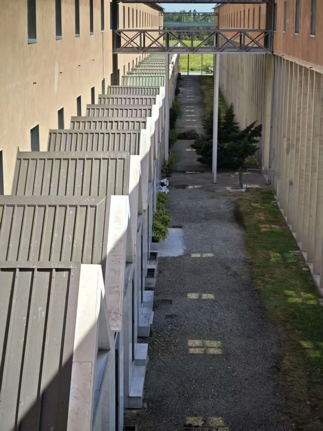 阿尔多·罗西如何用“死者之城”重构公墓设计逻辑 - 图片 8