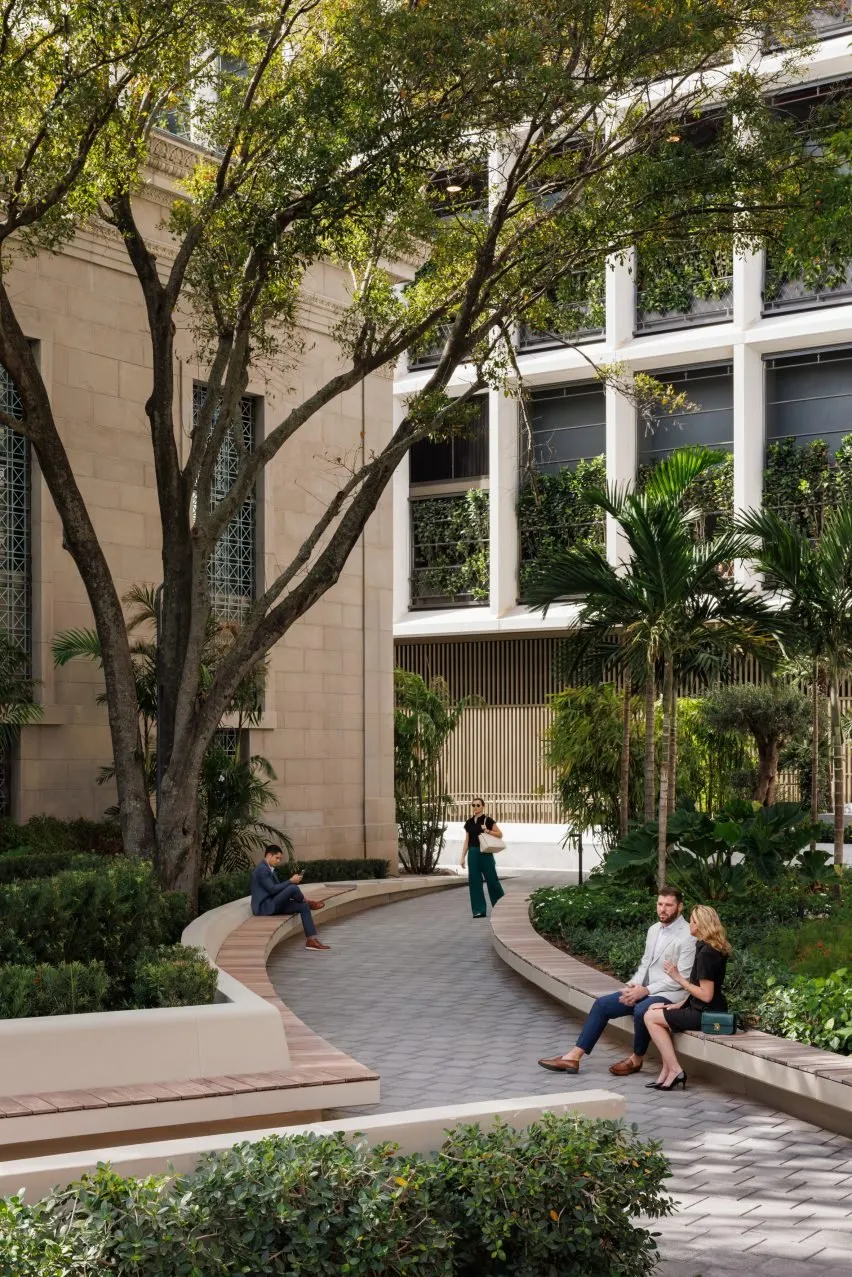 SOM西棕榈滩新办公楼：热带现代风融合历史与生态 - 图片 7