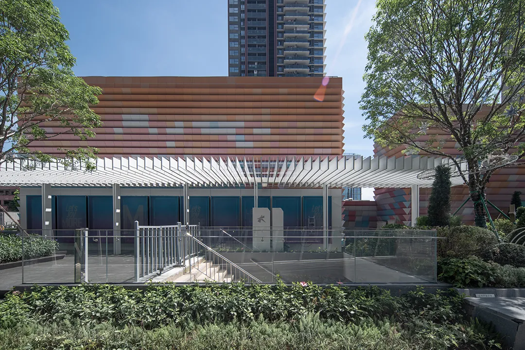 深圳大悦城地铁站风亭改造：城市的风景 / Mur Mur Lab - 图片 6
