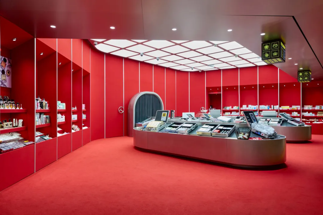 AIM设计话梅虹桥机场店绝了！用机场元素重新定义零售体验 - 图片 8