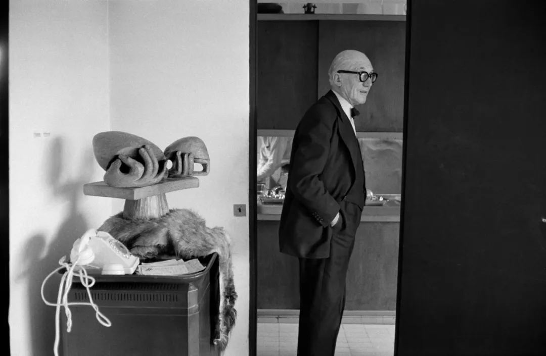 玛格南公开柯布西耶巴黎寓所照 揭秘现代设计空间逻辑 - 图片 5