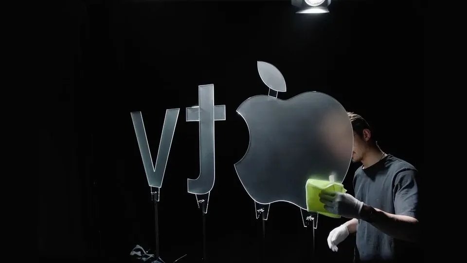 苹果Apple TV+突然改名,液态玻璃新Logo给设计提灵感 - 图片 6