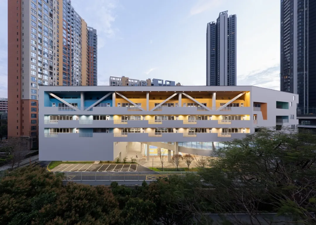 深圳龙岗双子星学校竟用客家围屋造校园？ - 图片 6