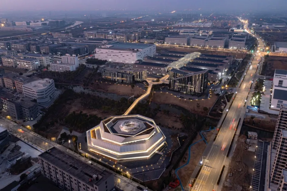 友邦集成吊顶总部园区用“共生+分享”重构工业聚落 - 图片 6