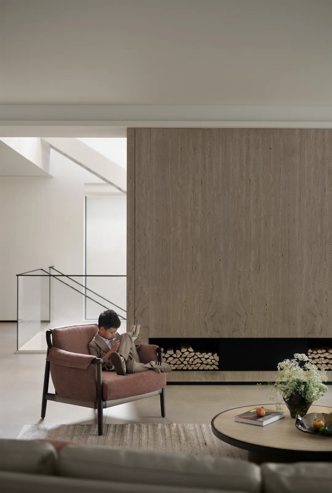 马艾洋把自然搬进重庆1500㎡湖畔别墅 打造隐奢家 - 图片 6