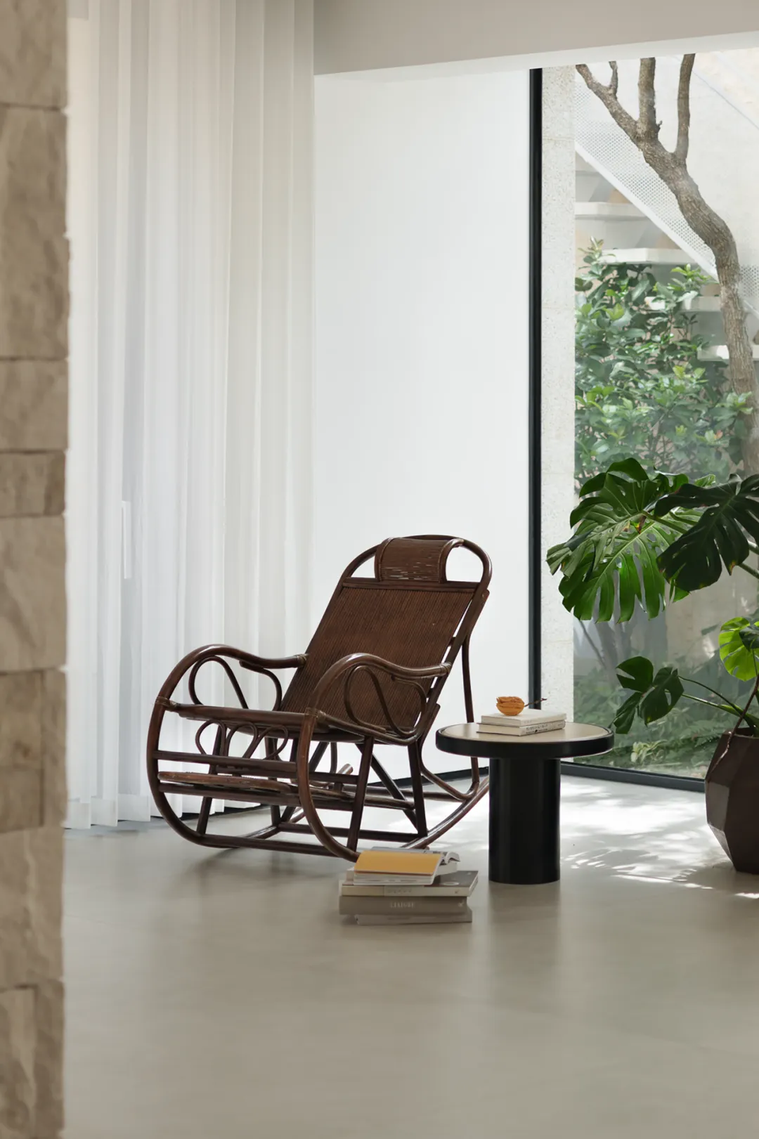 马艾洋把自然搬进重庆1500㎡湖畔别墅 打造隐奢家 - 图片 8