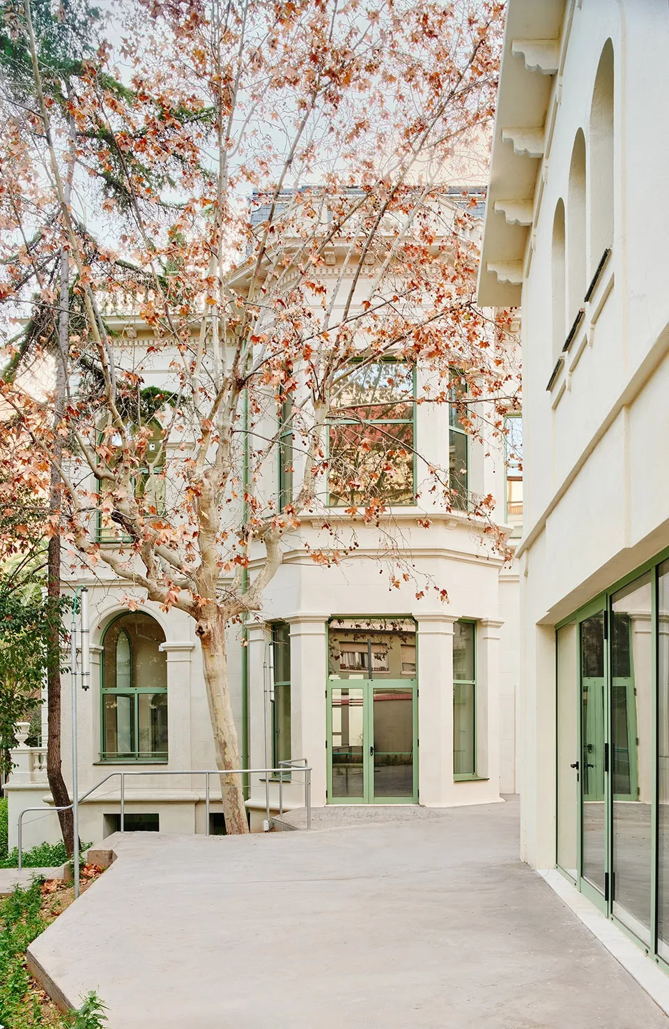 巴塞罗那旧宅变蒙特梭利校！旧元素搭自然新空间 - 图片 5