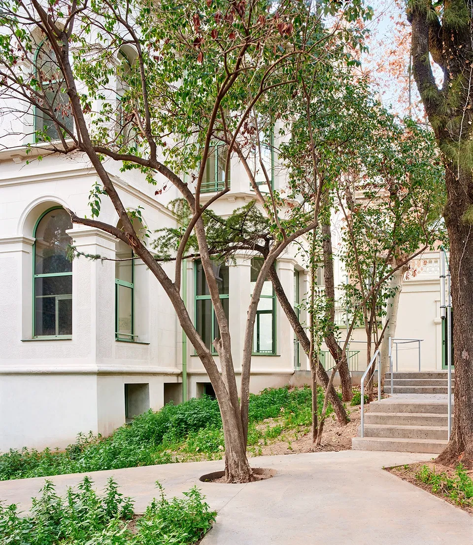 巴塞罗那旧宅变蒙特梭利校！旧元素搭自然新空间 - 图片 6