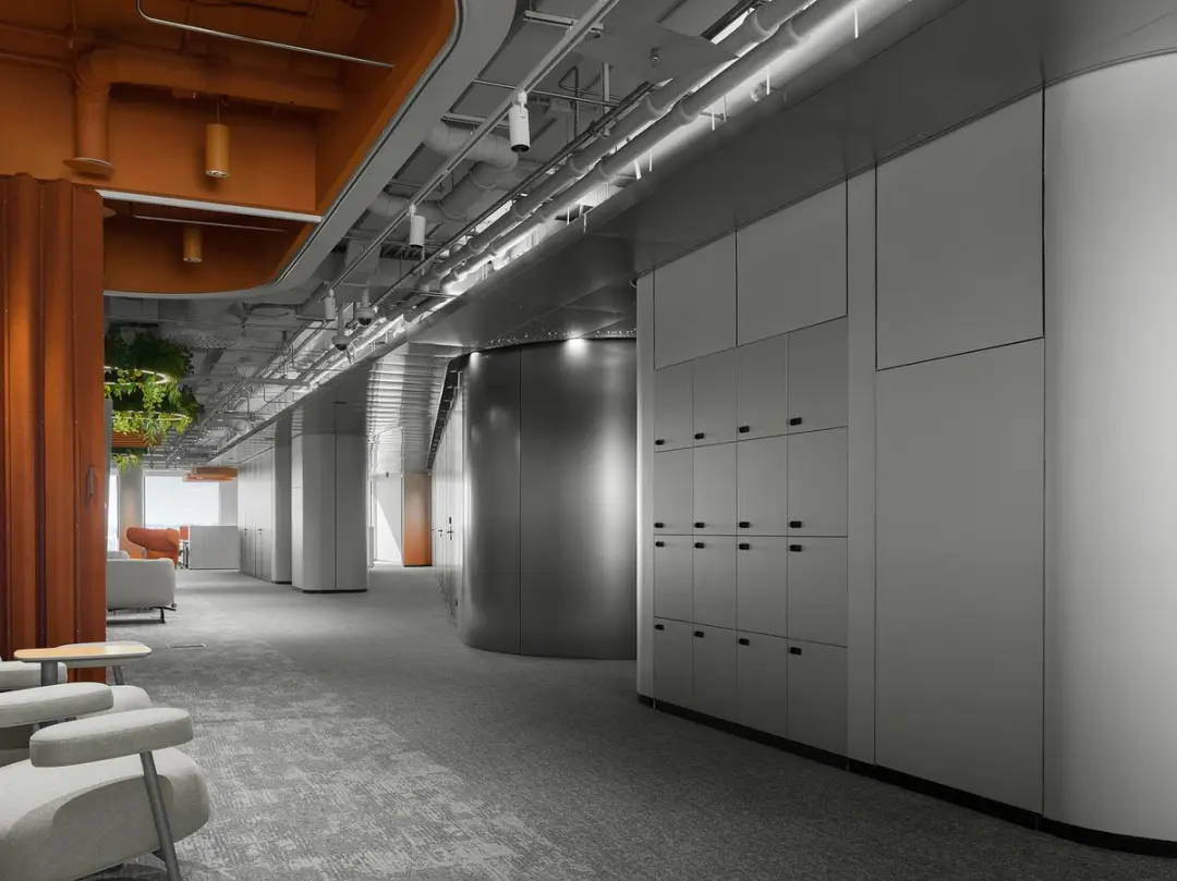 用类星体做设计？俄罗斯能源公司科技感总部案例 - 图片 6