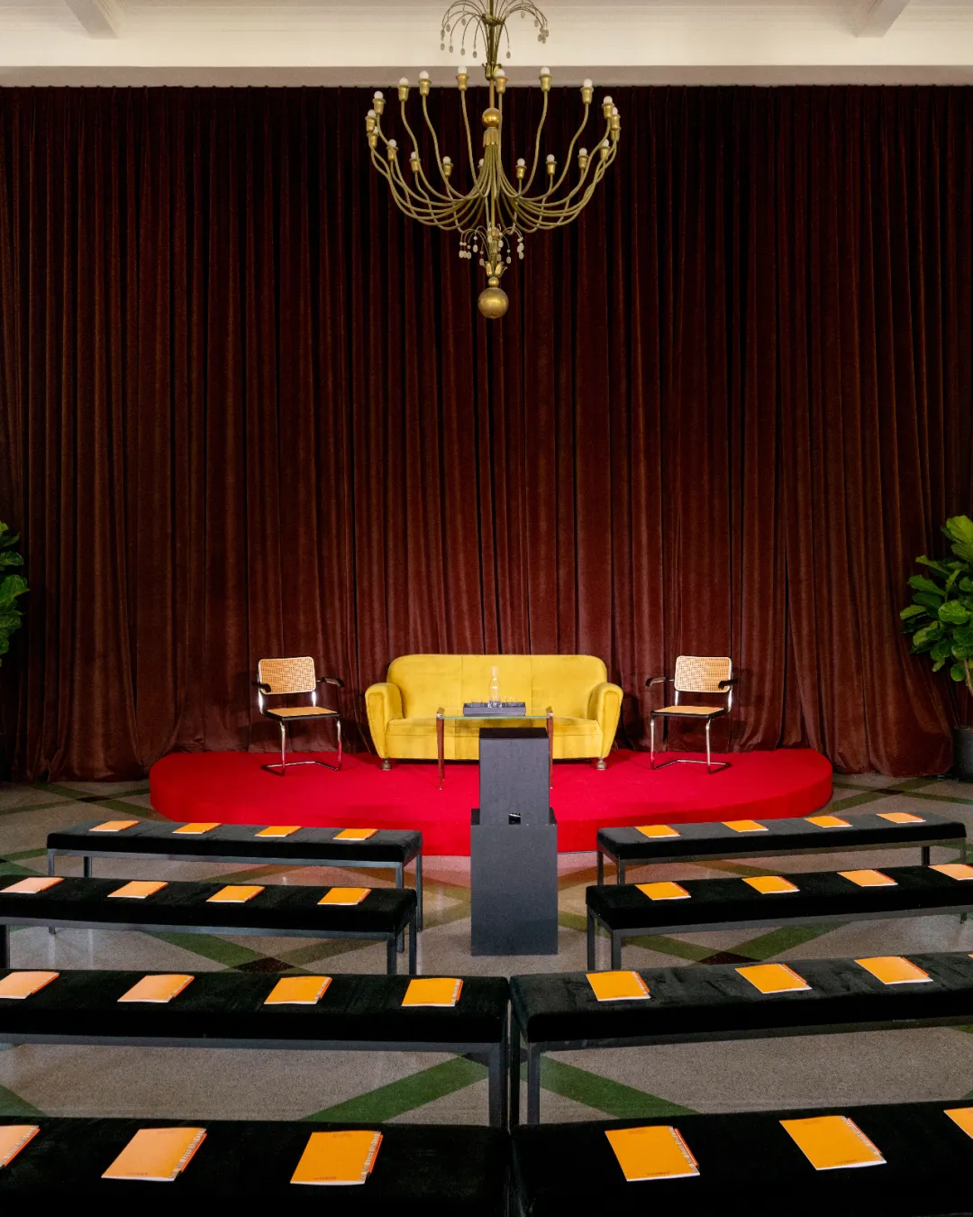 Miu Miu女性成长文学活动藏室内设计情感密码 - 图片 5