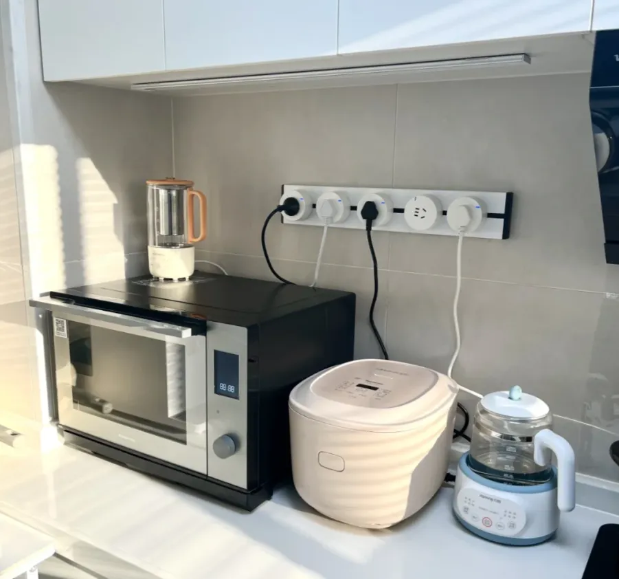 厨房轨道插座从网红神器沦为智商税，特定场景仍有用 - 图片 7