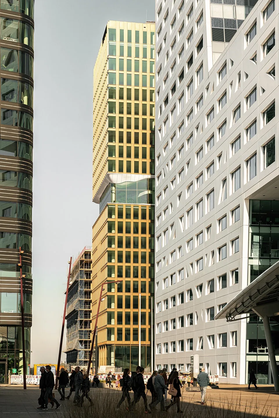 藏两层亚热带公园的办公塔楼成绿色办公新标杆 - 图片 5