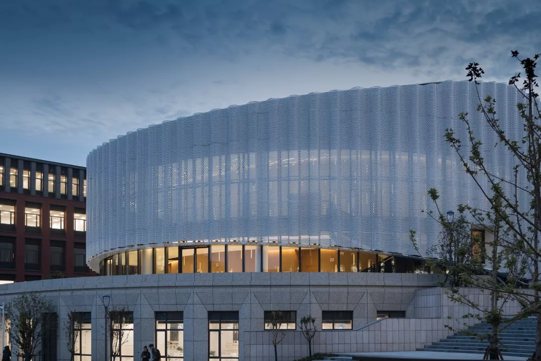 南外方山校区“学苑方城”设计：传统公学撞当代全龄校园 - 图片 5