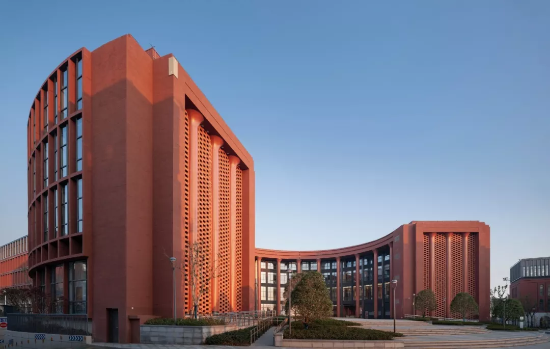 南外方山校区“学苑方城”设计：传统公学撞当代全龄校园 - 图片 7