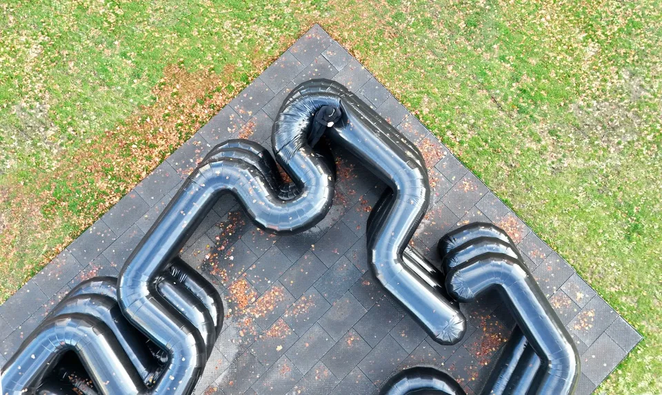 荷兰设计周SONIC MAZE充气装置：让人与空间共定功能 - 图片 6