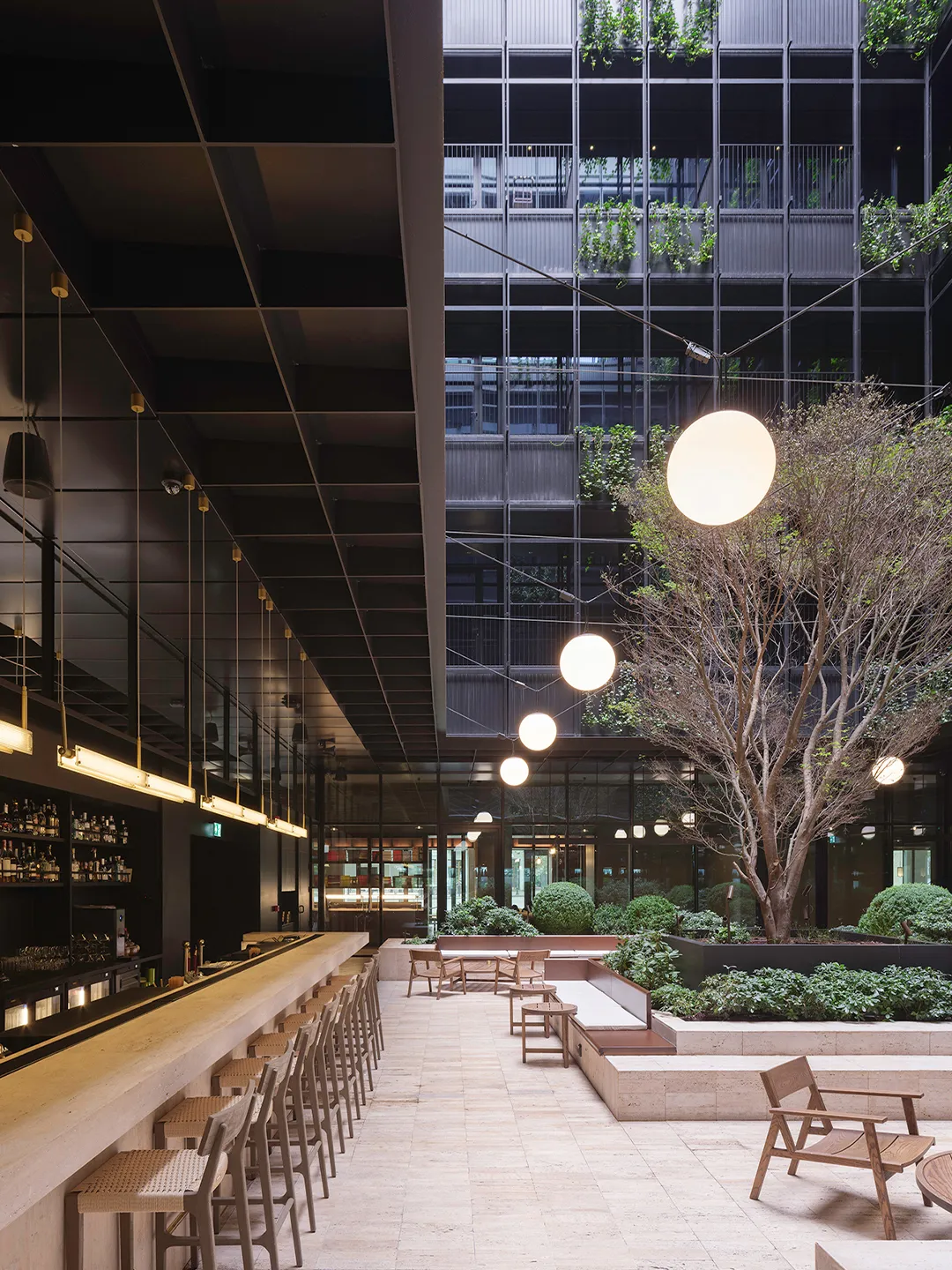 居然不用修！如恩把第比利斯苏联粗野主义旧楼搞活了 - 图片 6