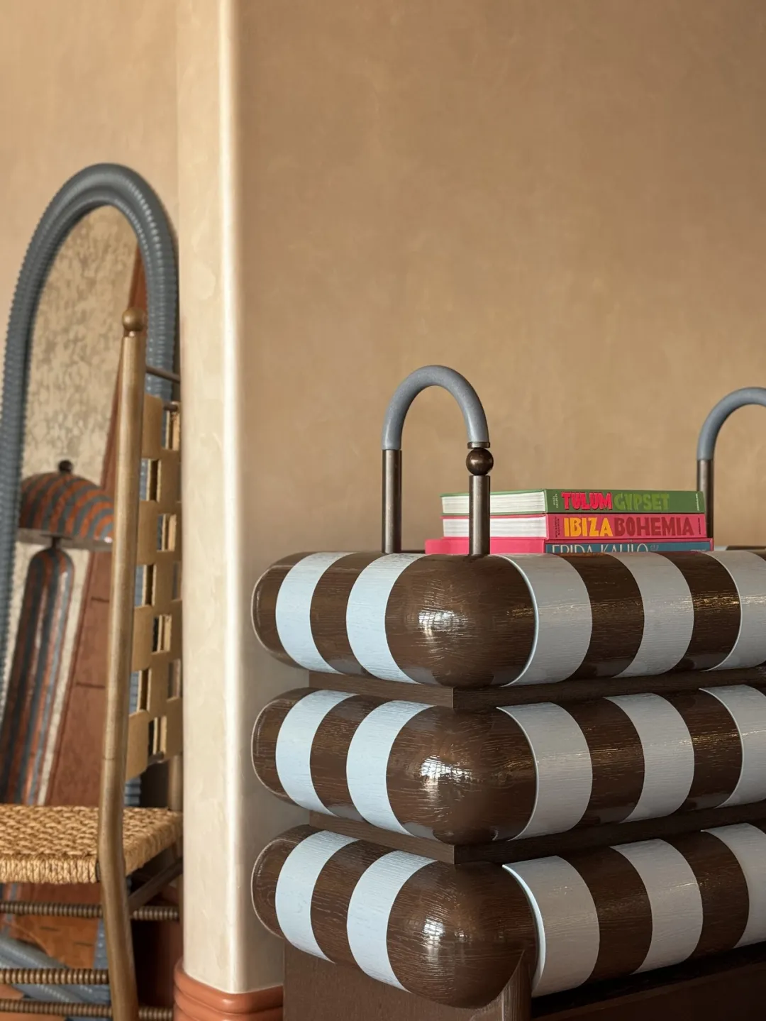 梁志天为香港金普顿酒店打造泳池主题高空社交新地标 - 图片 6