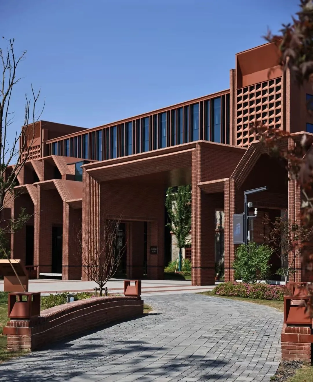 盛放建材邀设计师用陶砖嵌固技术做装置赢奖金 - 图片 5