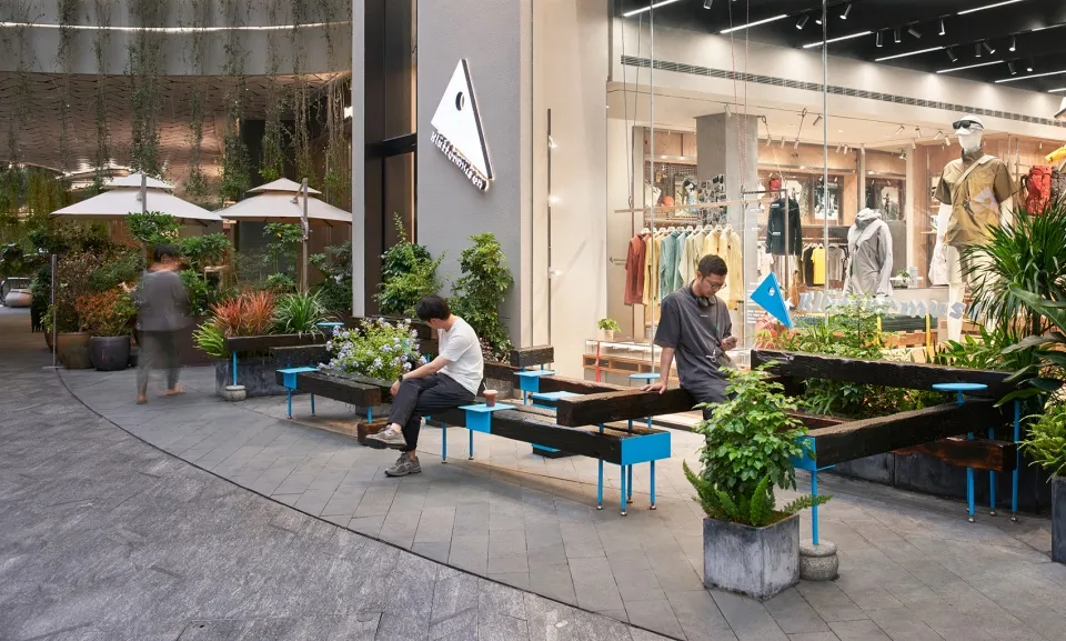 攀山鼠深圳旗舰店用“城市渗透”设计玩实验零售空间 - 图片 5