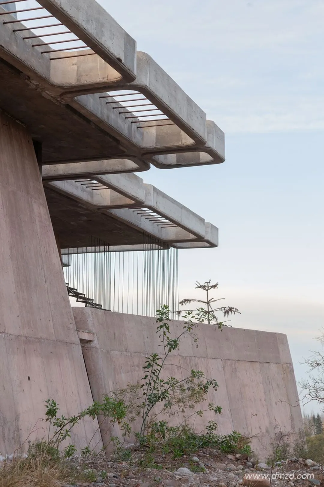 OF. Studio首作：阿根廷门多萨“抽象自然”混凝土住宅 - 图片 7