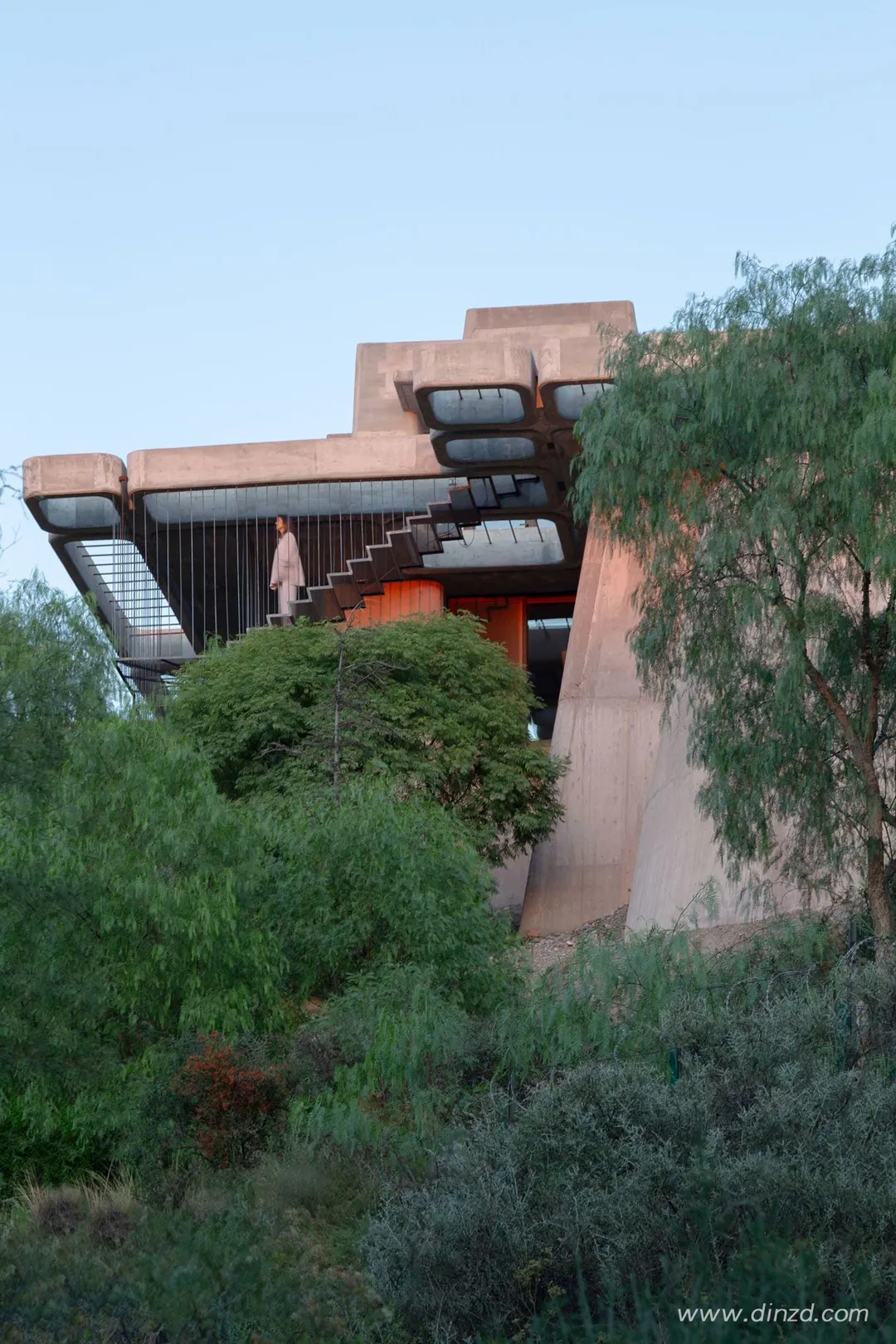 OF. Studio首作：阿根廷门多萨“抽象自然”混凝土住宅 - 图片 8