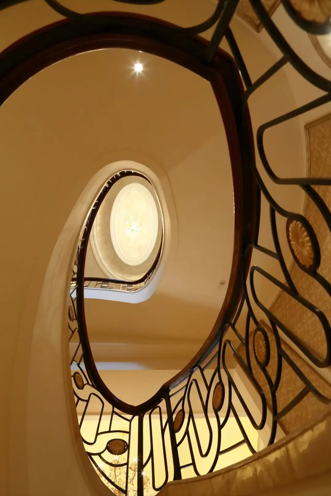 设计传奇郑仕樑30年“唯变不变”跨风格设计启示 - 图片 5