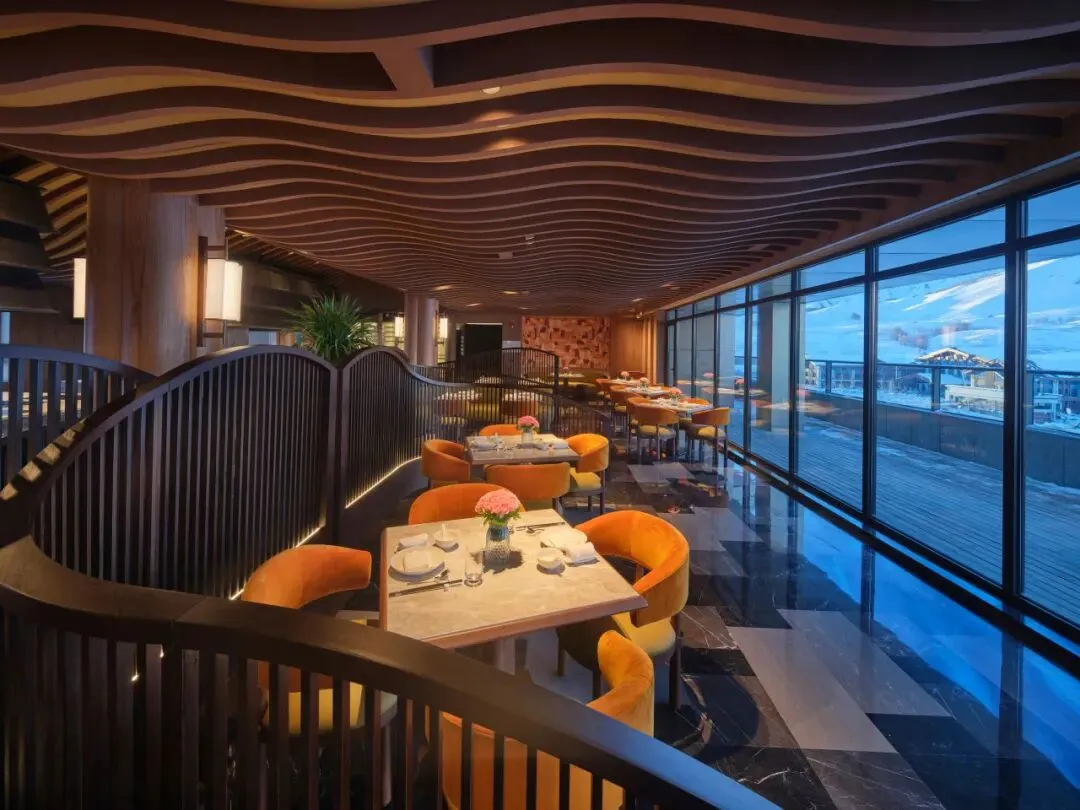 滑雪度假酒店能直接滑进滑出？国内这些设计火了 - 图片 7