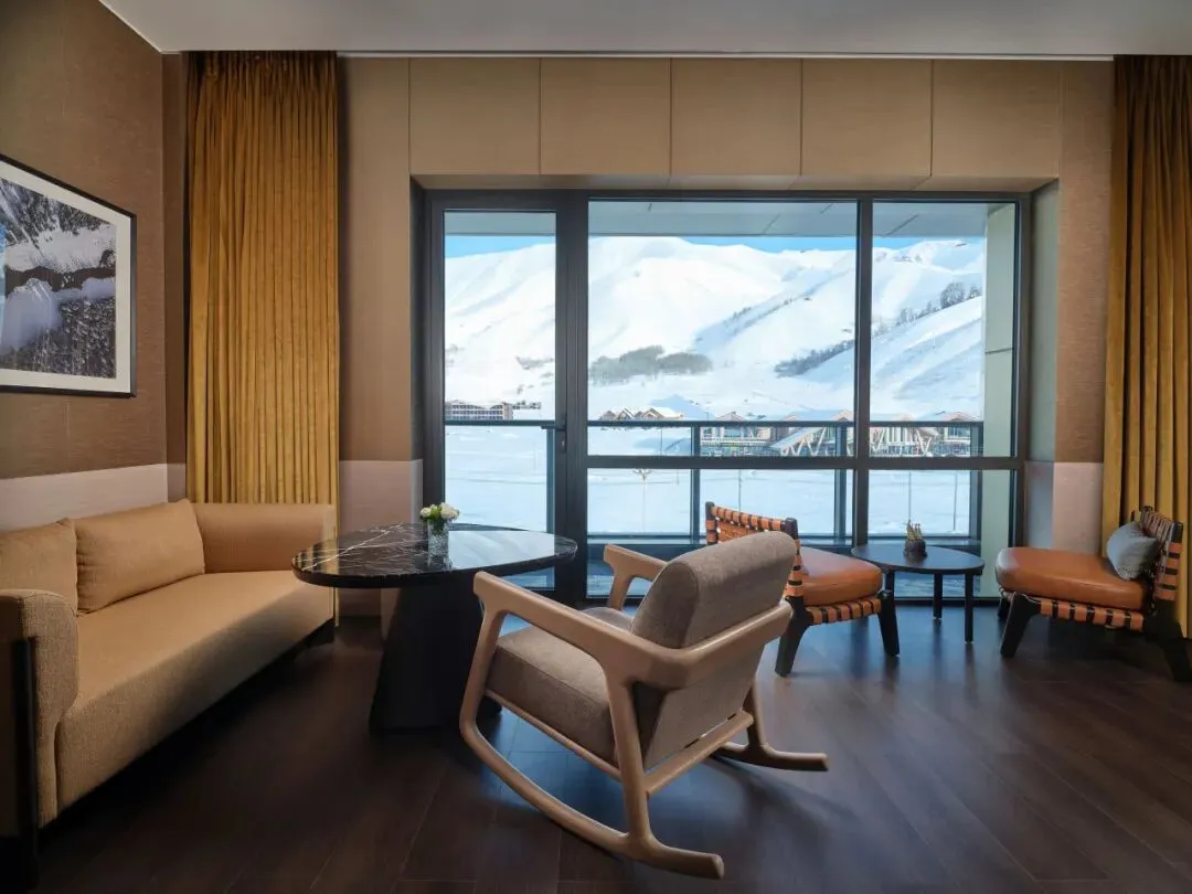 滑雪度假酒店能直接滑进滑出？国内这些设计火了 - 图片 8