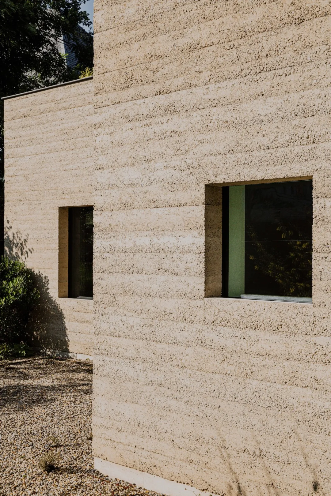 比利时建筑师用减法设计打造3个静谧有温度空间案例 - 图片 6