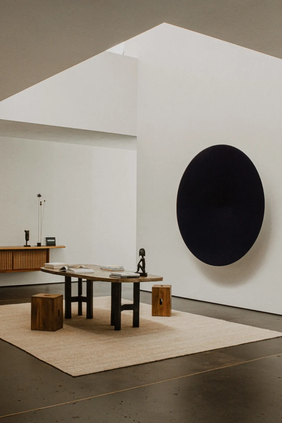 比利时建筑师用减法设计打造3个静谧有温度空间案例 - 图片 9