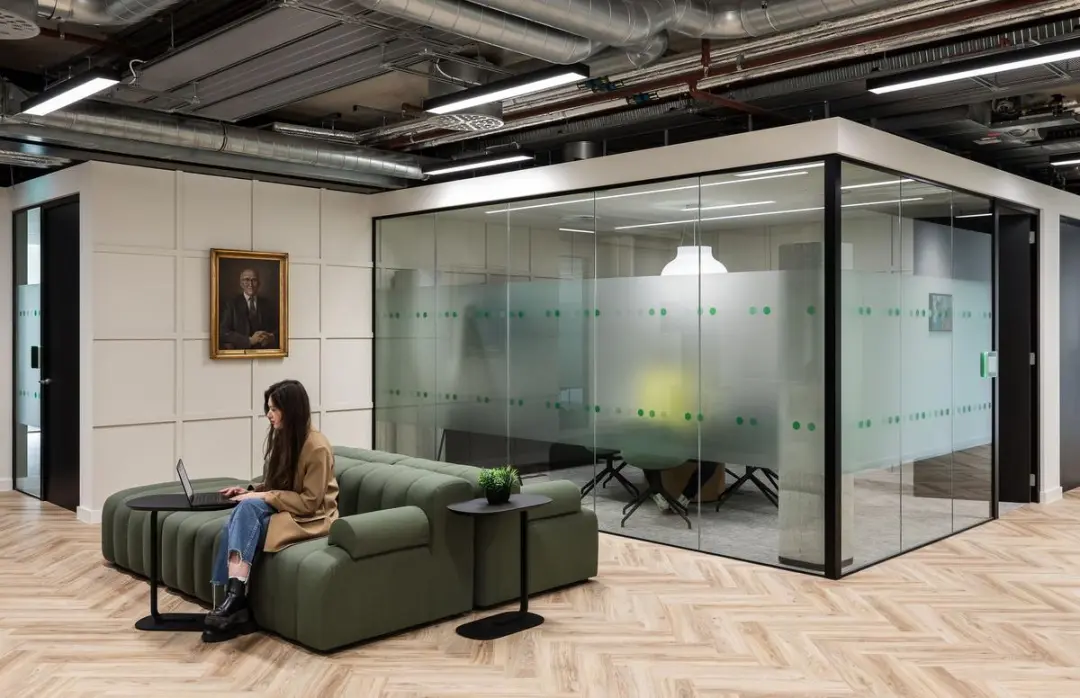 公益机构的办公空间能有多治愈?看Oktra设计的麦克米伦总部 - 图片 7